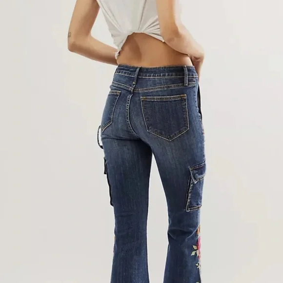 Free People Driftwood Farrah Embroidered Cargo Jeans Flare Blue - Picture 4 of 7